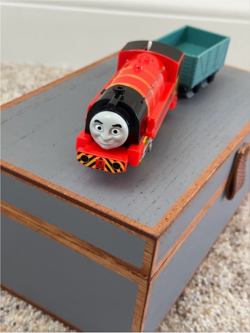 Thomas & Friends TrackMaster, Motorized Victor Engine - Picture 4 of 5